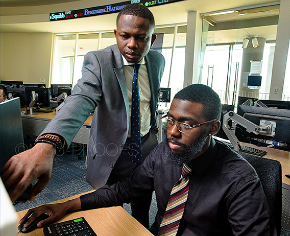 faculty helping student