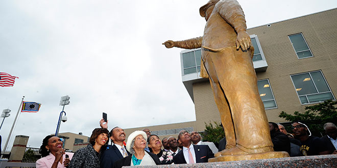 banks statue being unveiled